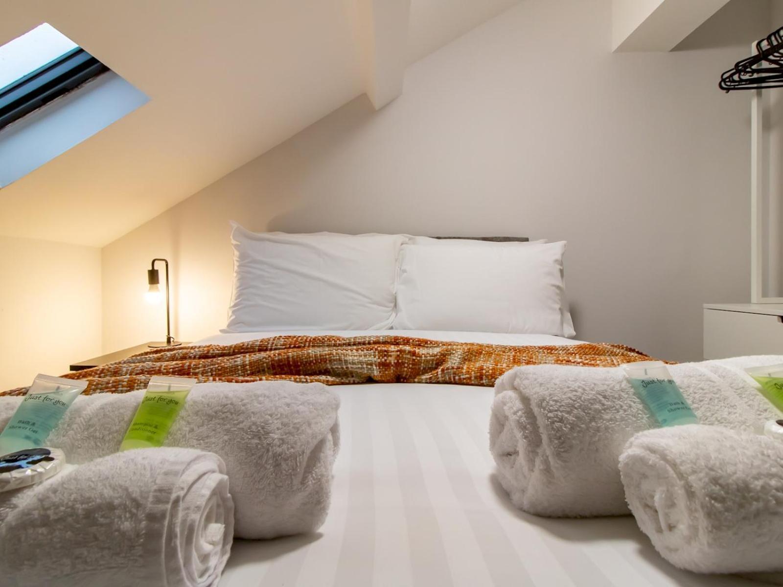 Stylish Maisonette Newcastle Pass The Keys ภายนอก รูปภาพ