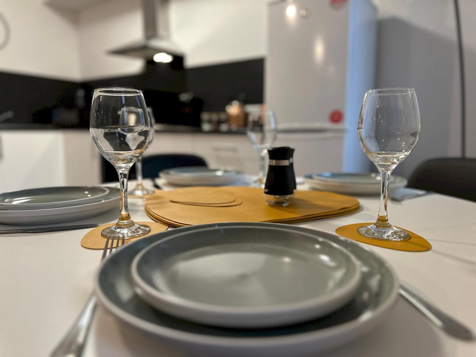 Stylish Maisonette Newcastle Pass The Keys ภายนอก รูปภาพ