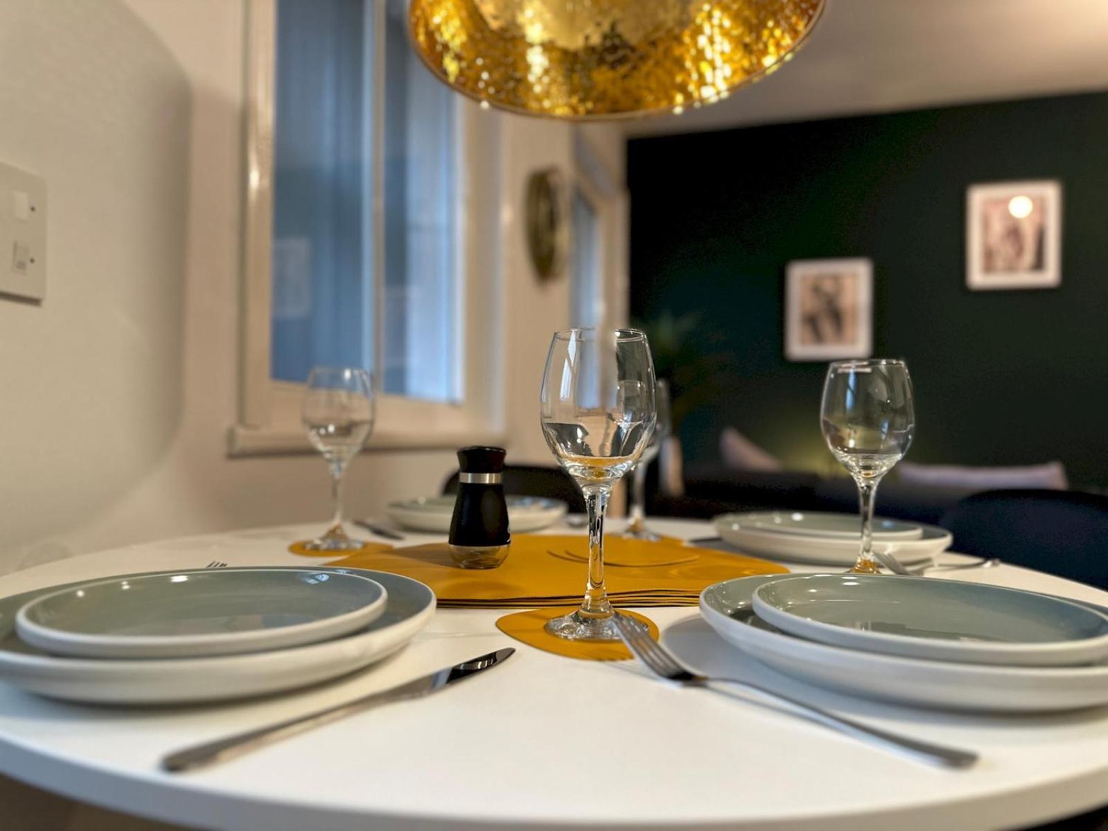 Stylish Maisonette Newcastle Pass The Keys ภายนอก รูปภาพ