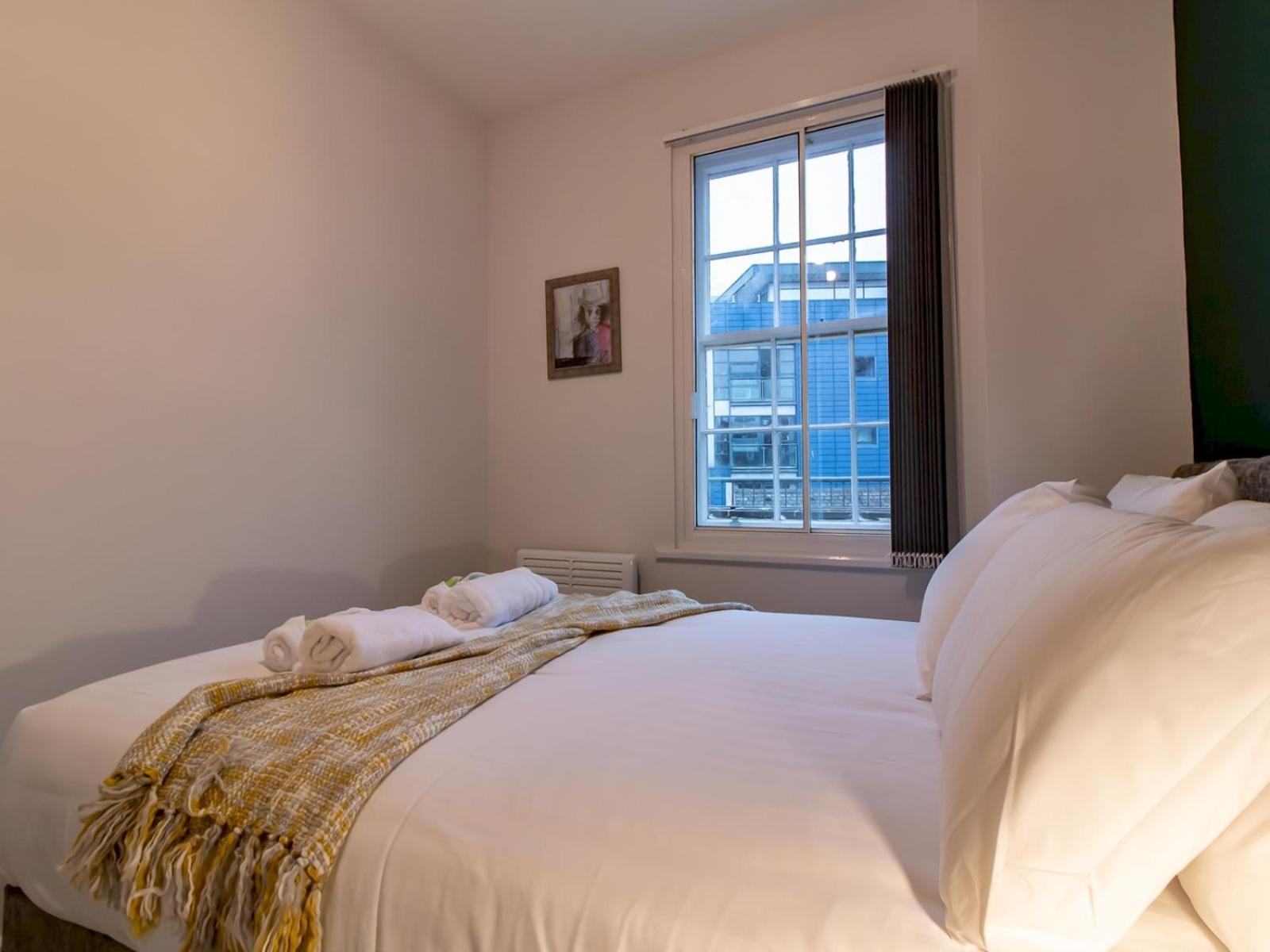 Stylish Maisonette Newcastle Pass The Keys ภายนอก รูปภาพ